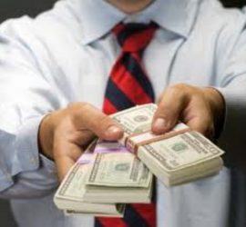 Dinero por ropa usada crema extra